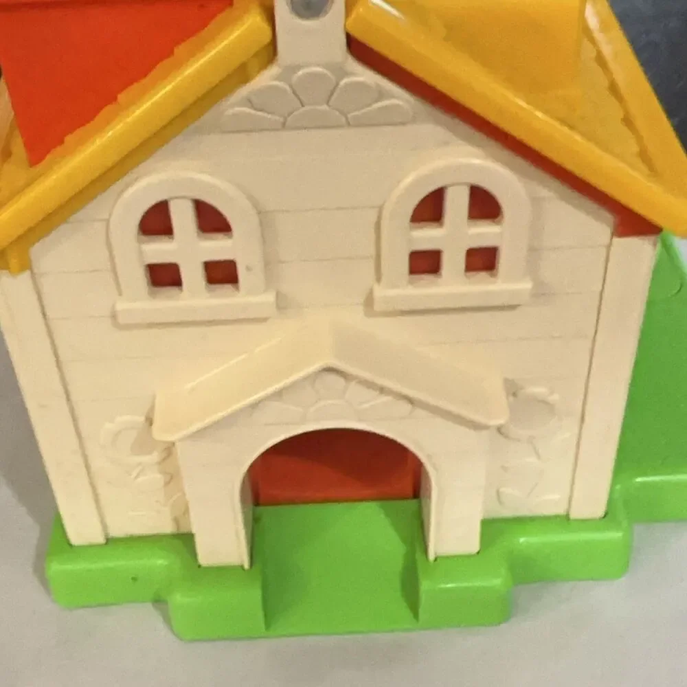 Fisher-Price Discovery Cottage 136 Toy House 1984 for Jumbo Little People
